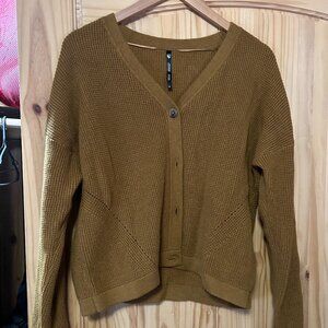 Kuhl buttom up sweater